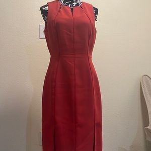 Antonio Melani dress size 6 in excellent condition, has double slit in the front